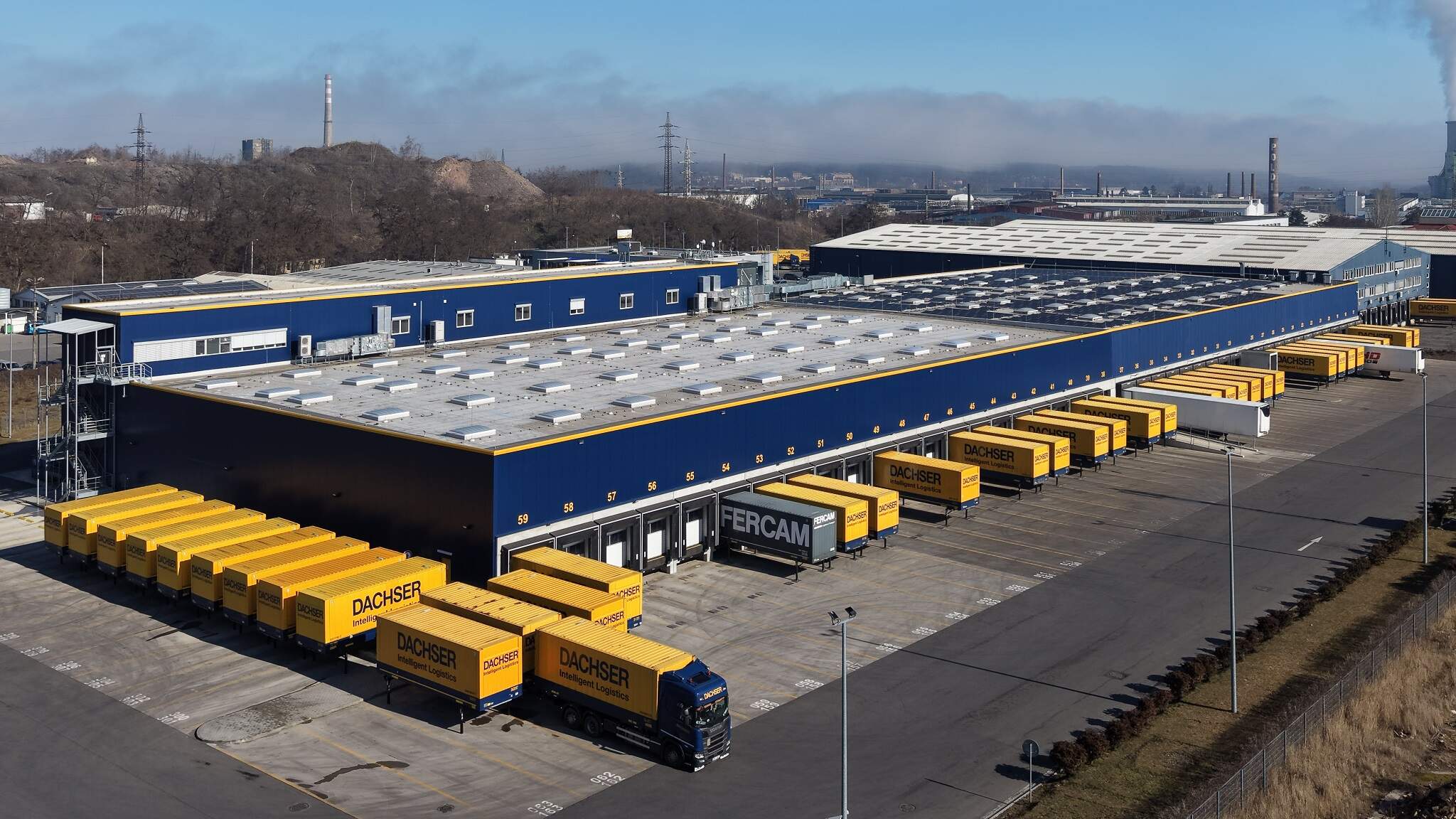 Logistick&eacute; centrum DACHSER Kladno
