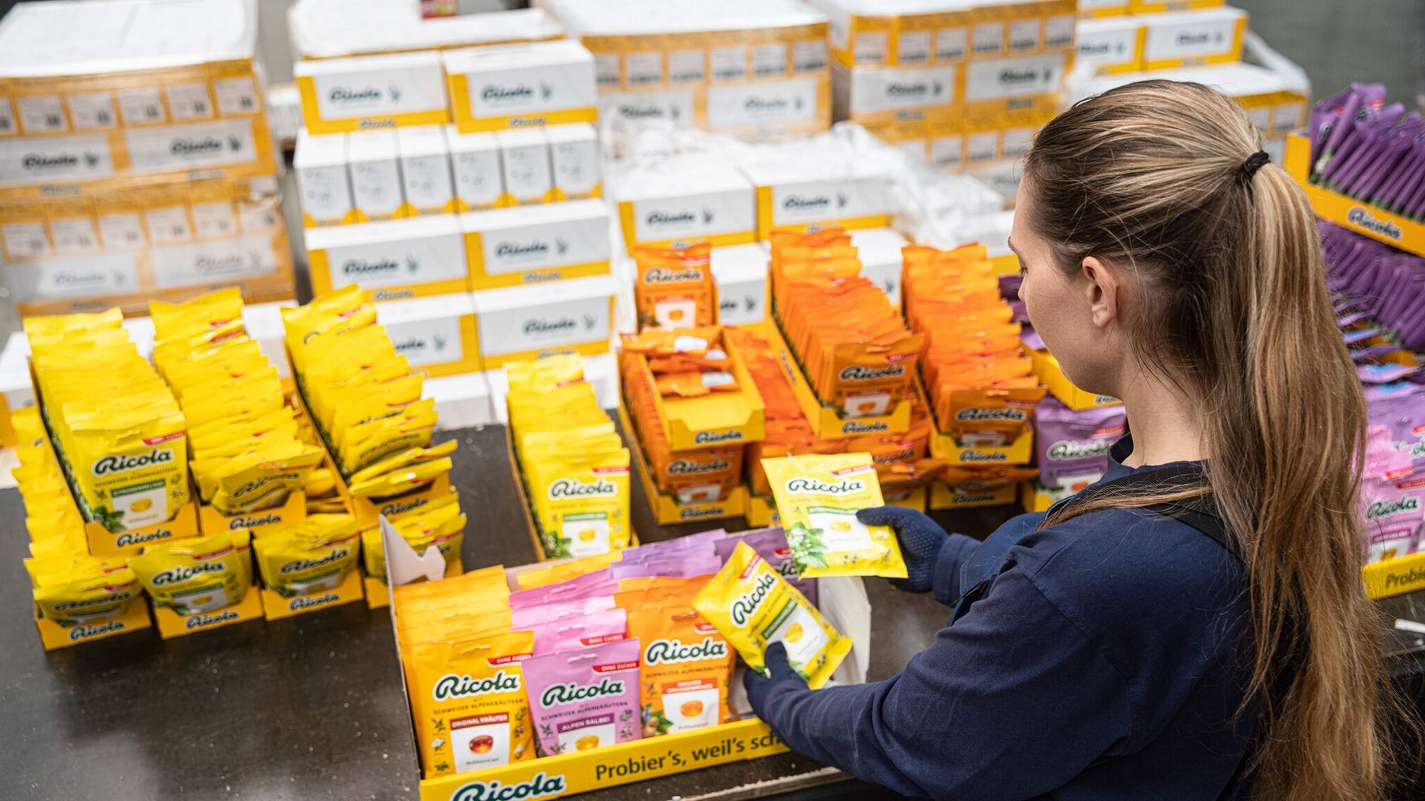 Dobře zkoordinovan&aacute; logistika pro Chupa Chups, Ricola a dalš&iacute; zn&aacute;m&eacute; značky.
 